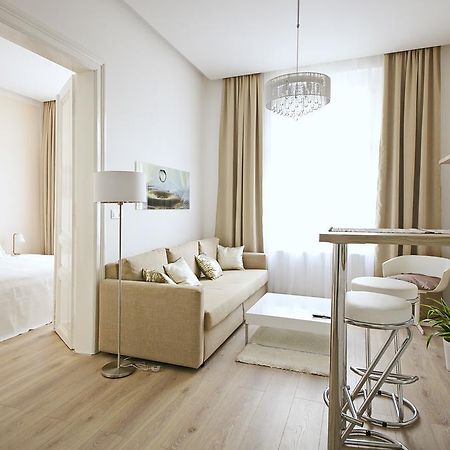 Luxury Center Apt. Charles Bridge Walking Distance 布拉格 外观 照片